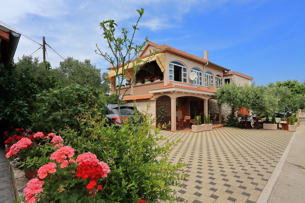 Apartments Melita Bibinje Ngoại thất bức ảnh