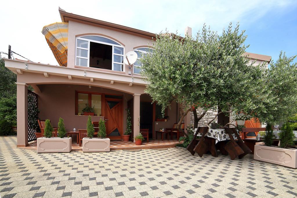 Apartments Melita Bibinje Ngoại thất bức ảnh